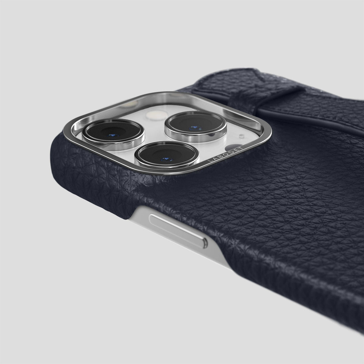 Marine iPhone 15 Pro Strap Case Calf with Steel Metal -6 | Marine-Steel