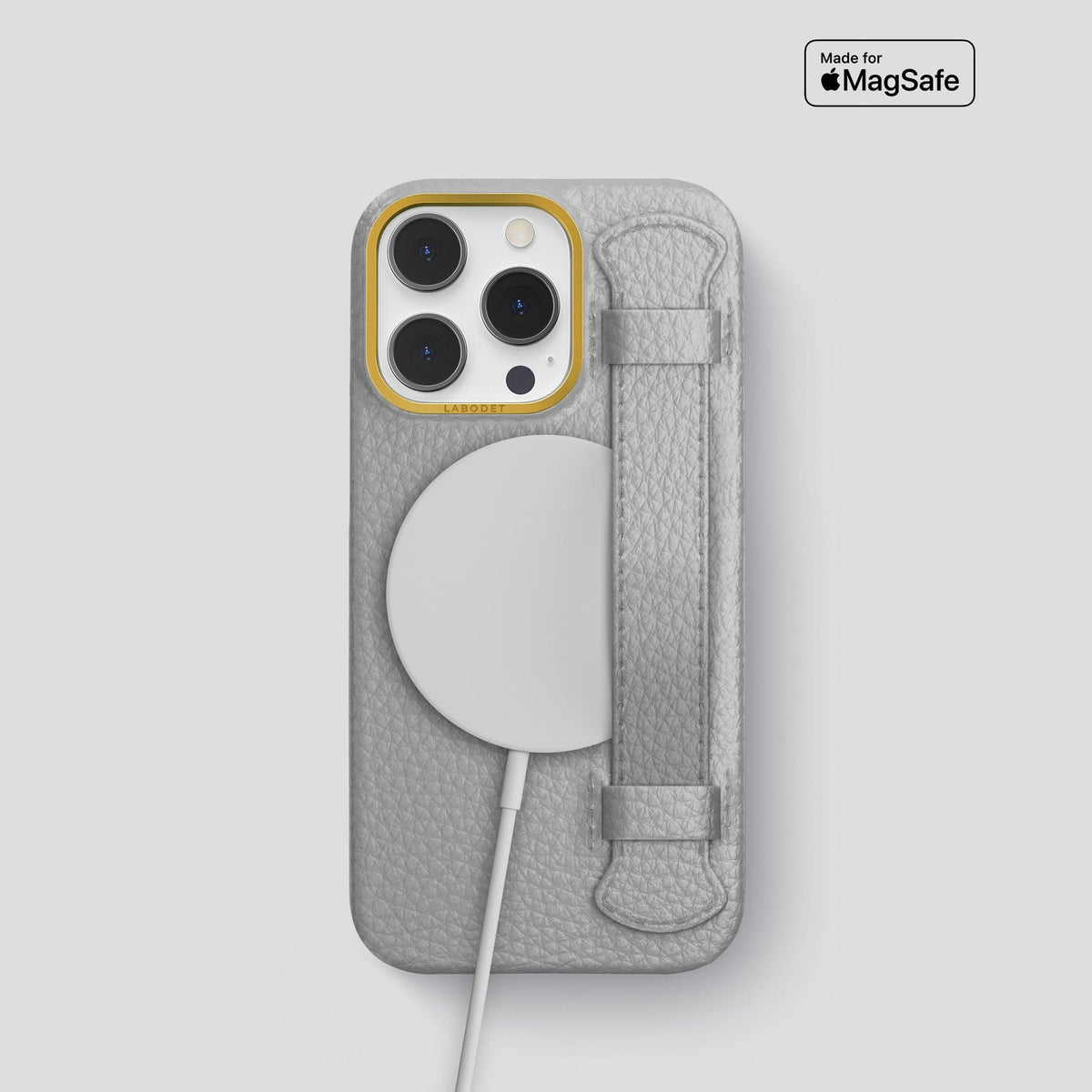 Nuage iPhone 15 Pro Strap Case Calf with Gold Metal -5 | Nuage-Gold