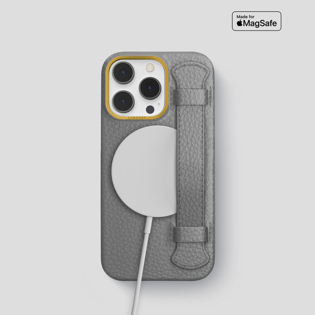 Souris iPhone 15 Pro Strap Case Calf with Gold Metal -5 | Souris-Gold