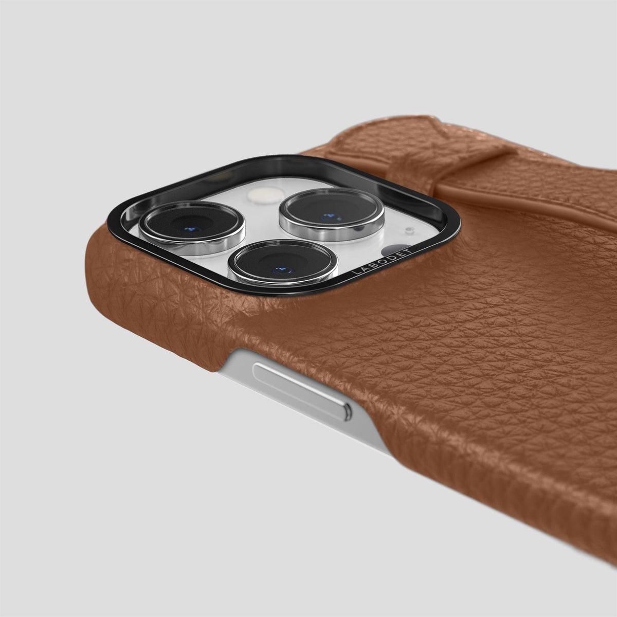 Caramel iPhone 15 Pro Max Strap Case Calf with Black Metal -6 | Caramel-Black