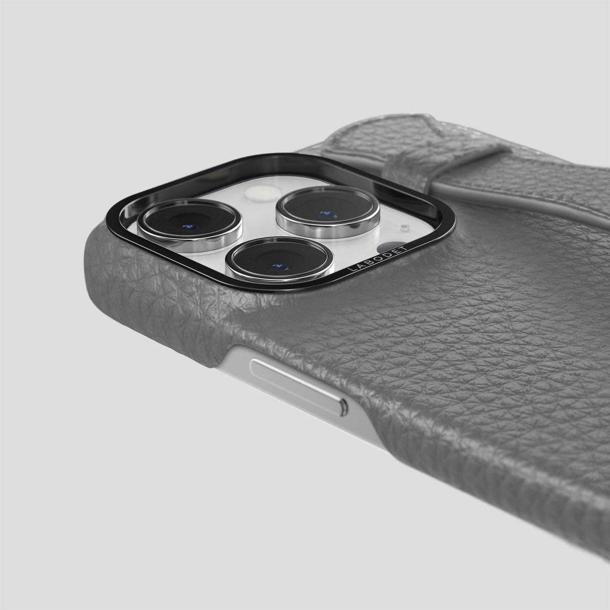 Souris iPhone 15 Pro Max Strap Case Calf with Black Metal -6 | Souris-Black