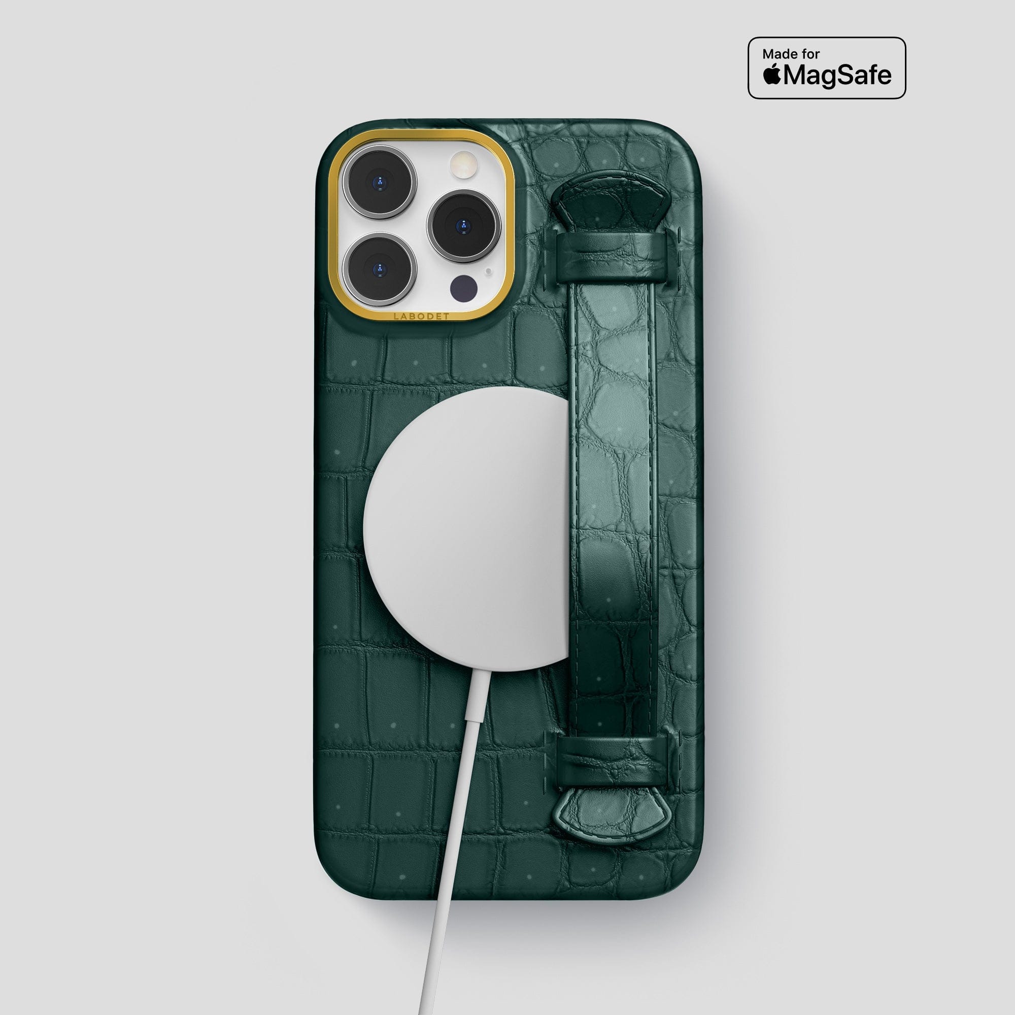 Handle Case For iPhone 15 Pro Max In Porosus Crocodile · Labodet