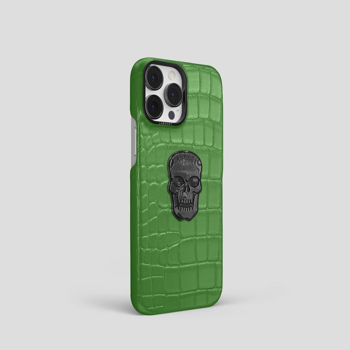 Apple-Green iPhone 13 Pro Classic Case Alligator with Black Metal -2 | Apple-Green-Black