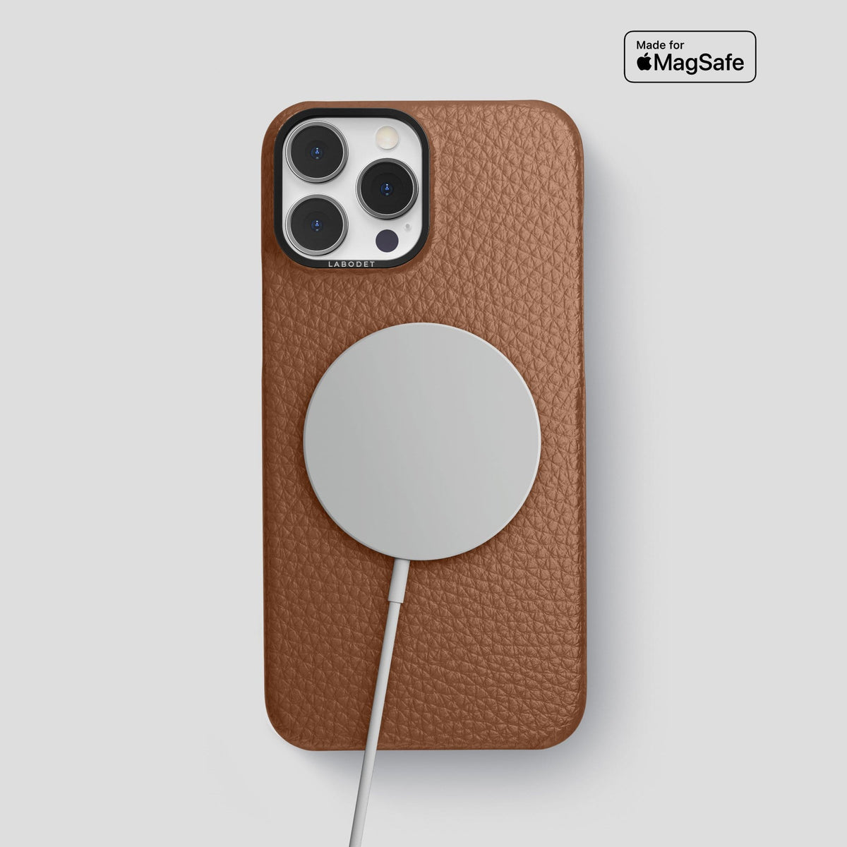 Caramel iPhone 13 Pro Max Classic Case Calf with Black Metal -5 | Caramel-Black