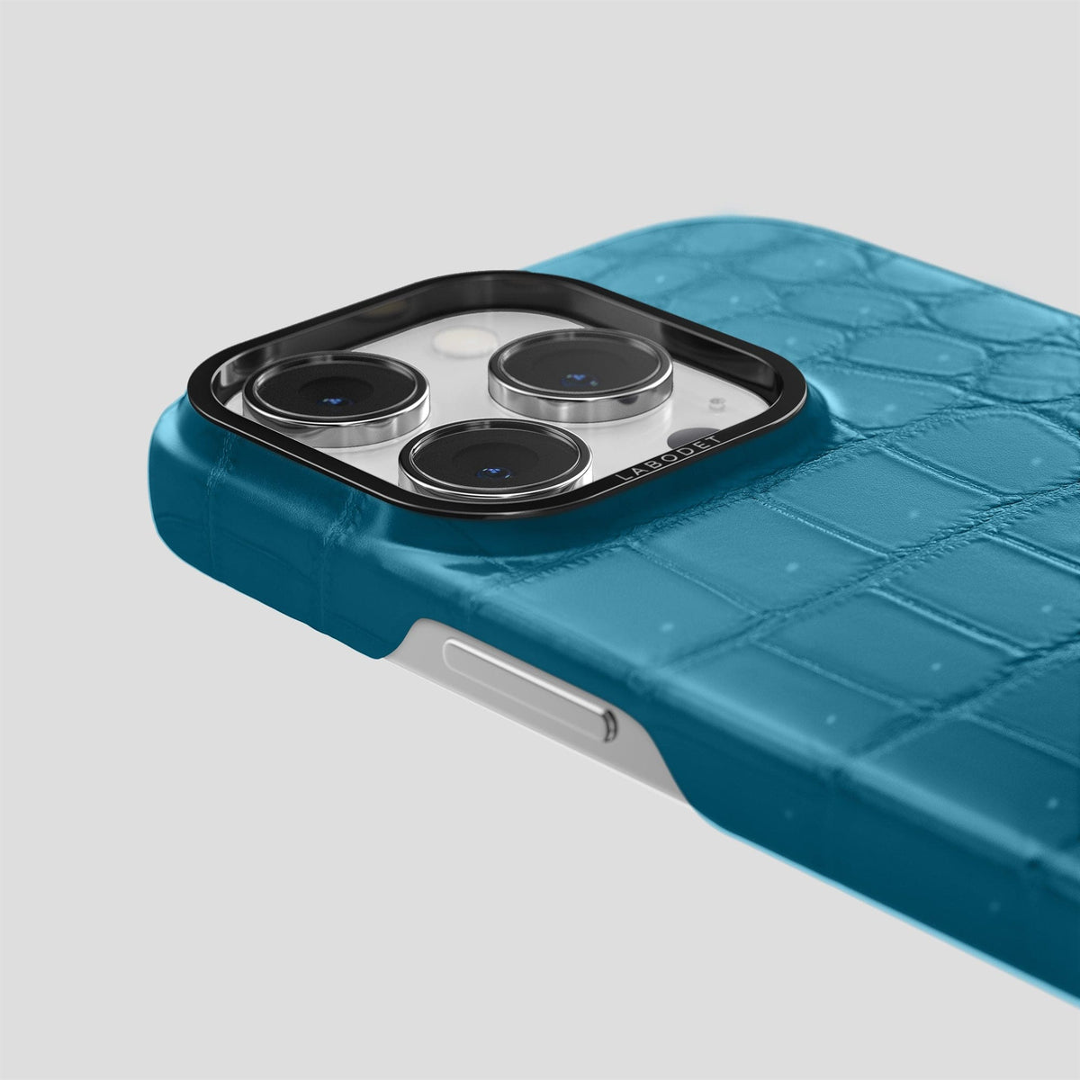 Duck-Blue iPhone 13 Pro Classic Case with Black Metal -6 | Duck-Blue-Black