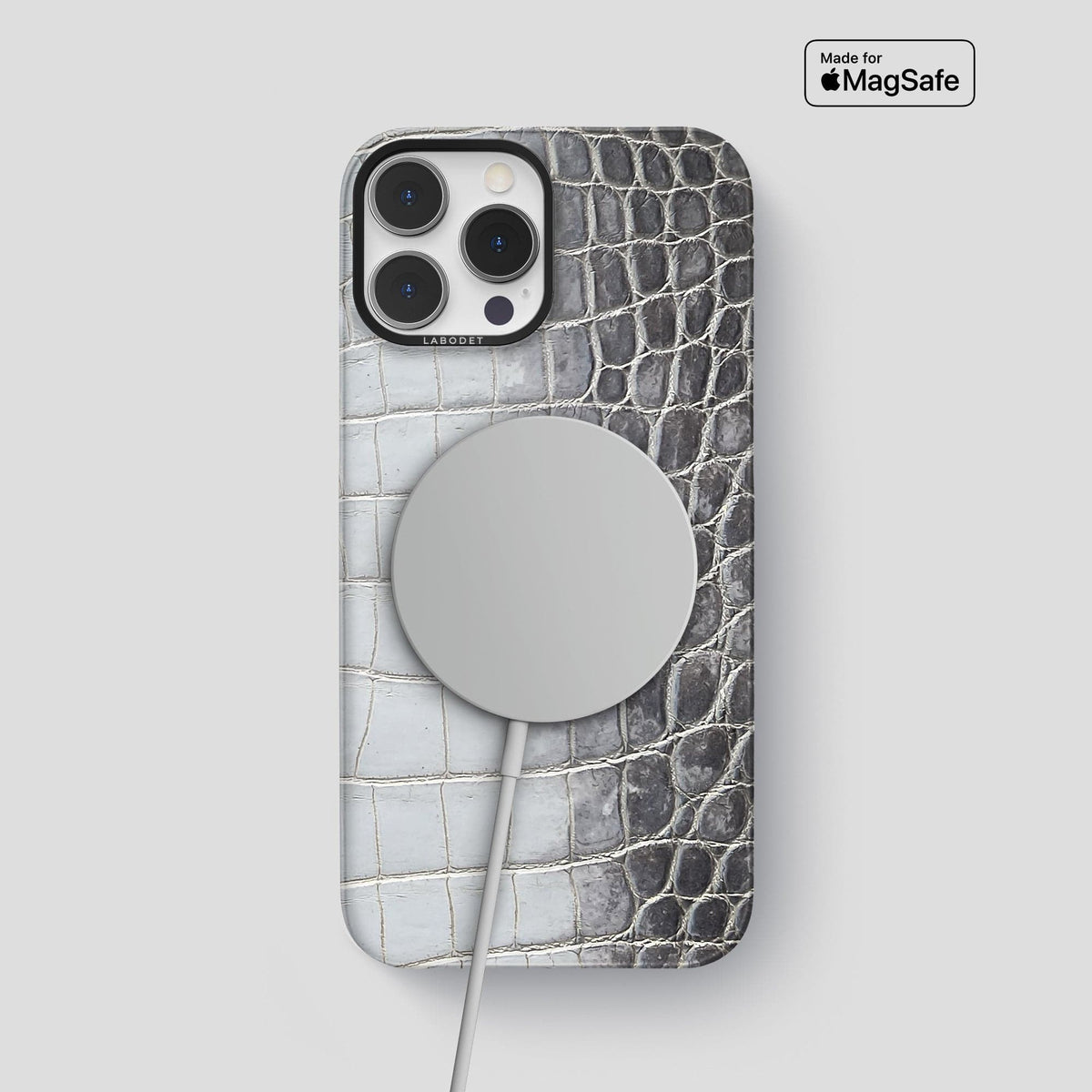 Silver iPhone 13 Pro Max Himalaya Classic Case with Black Metal -4 | Silver-Black