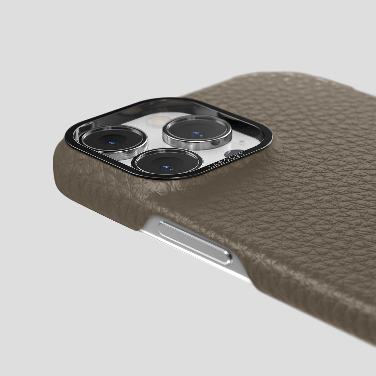 Taupe iPhone 13 Pro Max Classic Case Calf with Black Metal -6 | Taupe-Black