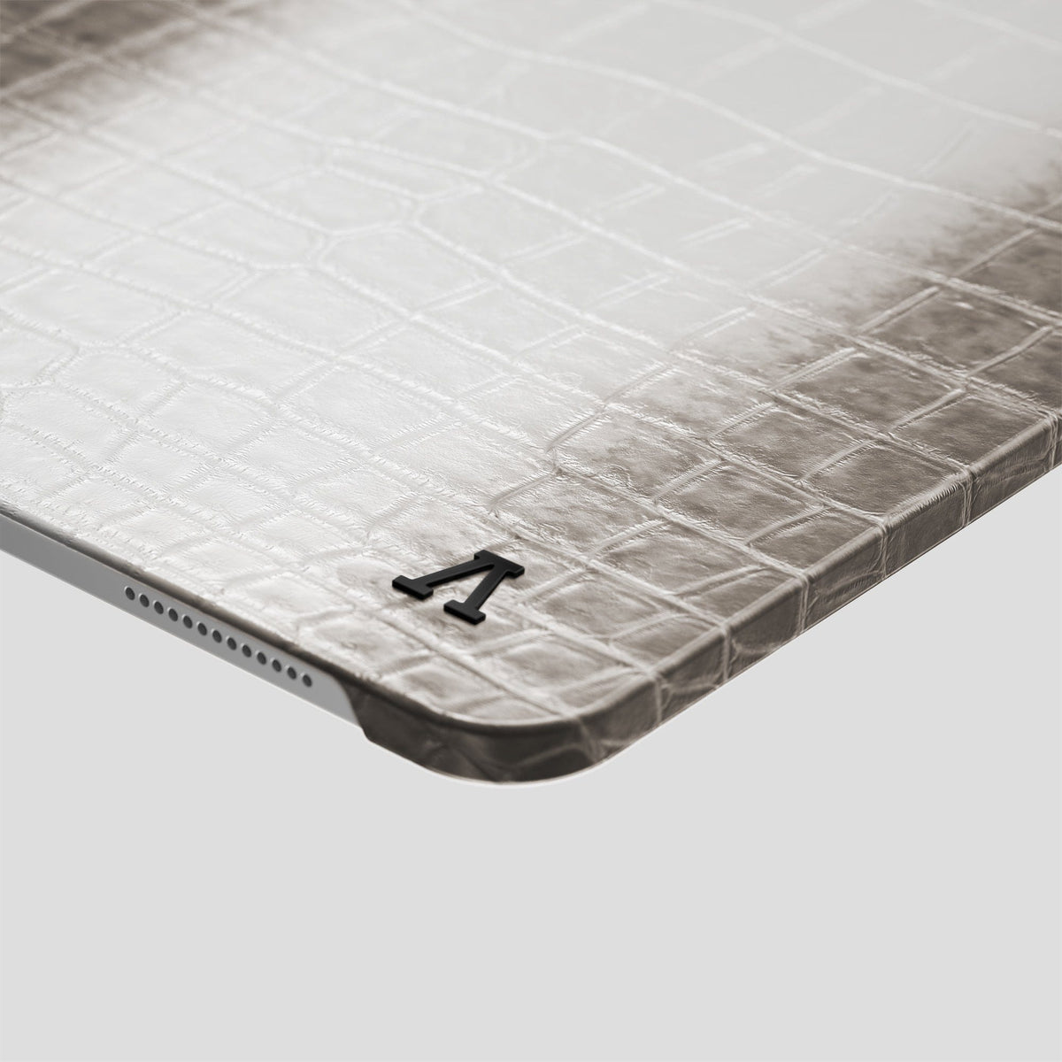 Dark iPad Pro 12.9-inch Case Himalayan Crocodile with Black Metal -5 | Dark-Black
