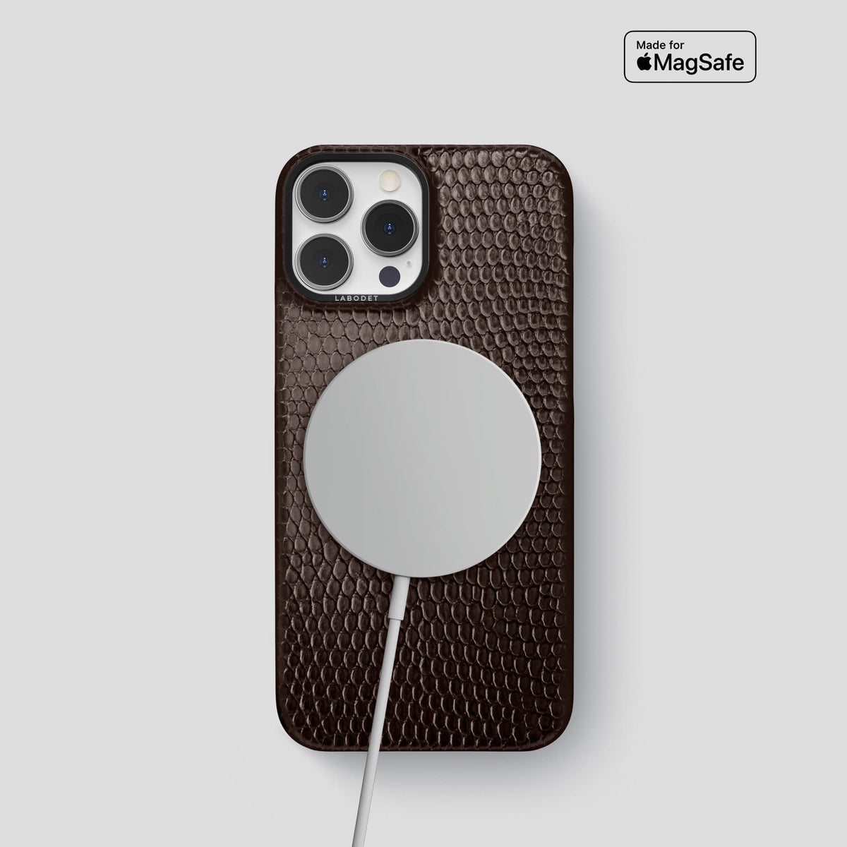 Brown iPhone 14 Pro Classic Case with Black Metal -5 | Brown-Black