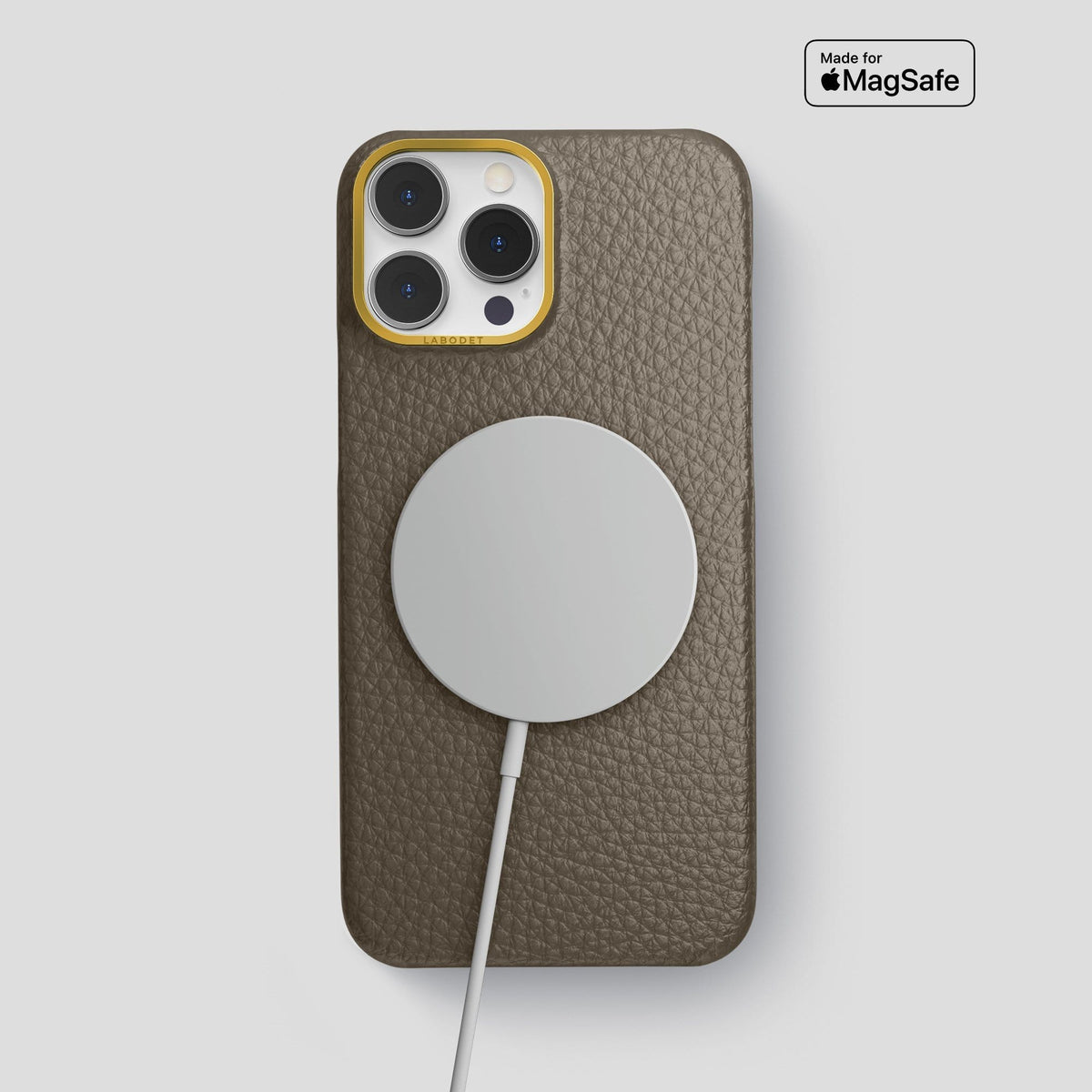 Taupe iPhone 14 Pro Max Classic Case Calf with Gold Metal -5 | Taupe-Gold