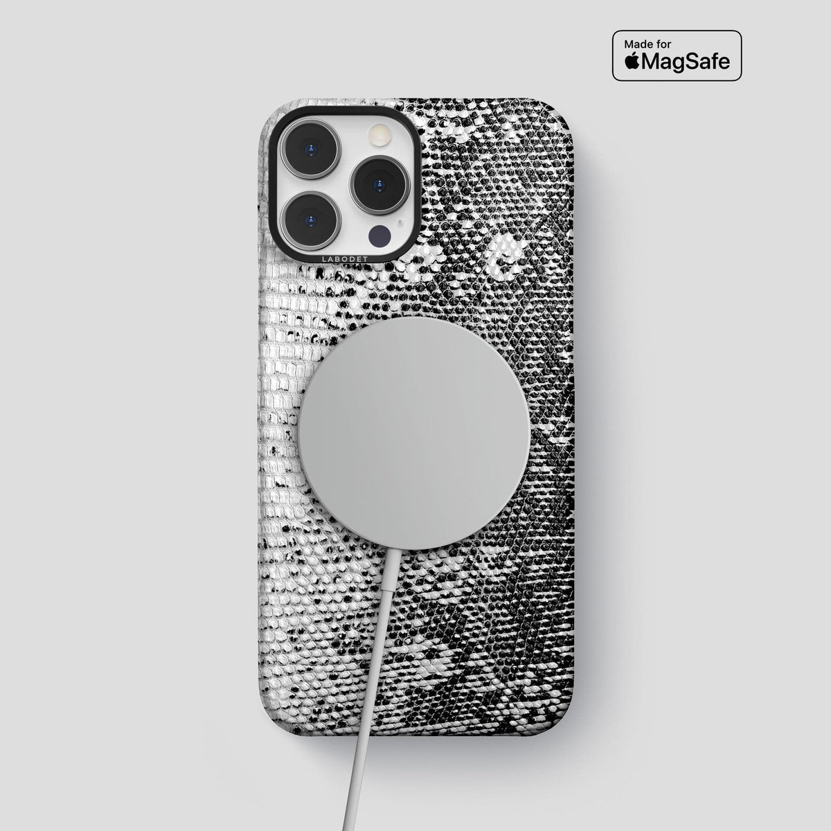 Dark iPhone 14 Pro Max Himalayan Lizard Classic Case with Black Metal -5 | Dark-Black