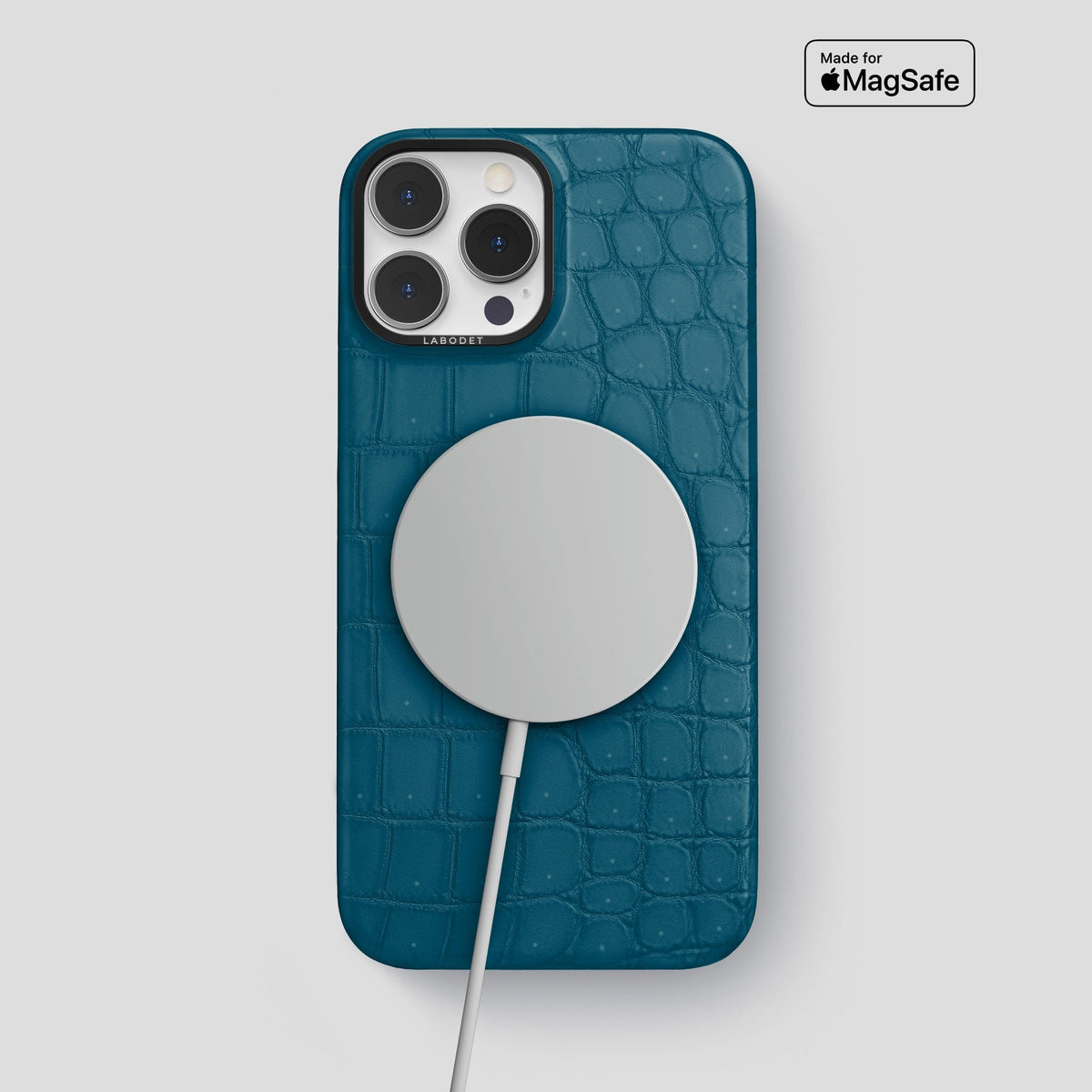 Duck-Blue iPhone 14 Pro Max Classic Case with Black Metal -5 | Duck-Blue-Black