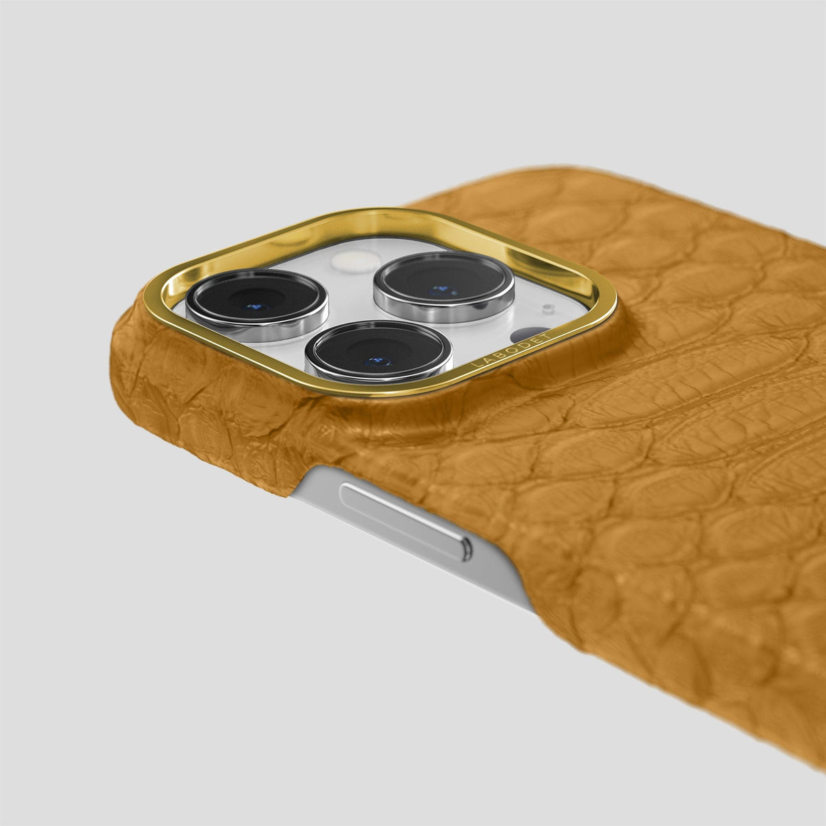 Honey iPhone 14 Pro Classic Case Python with Gold Metal -6 | Honey-Gold