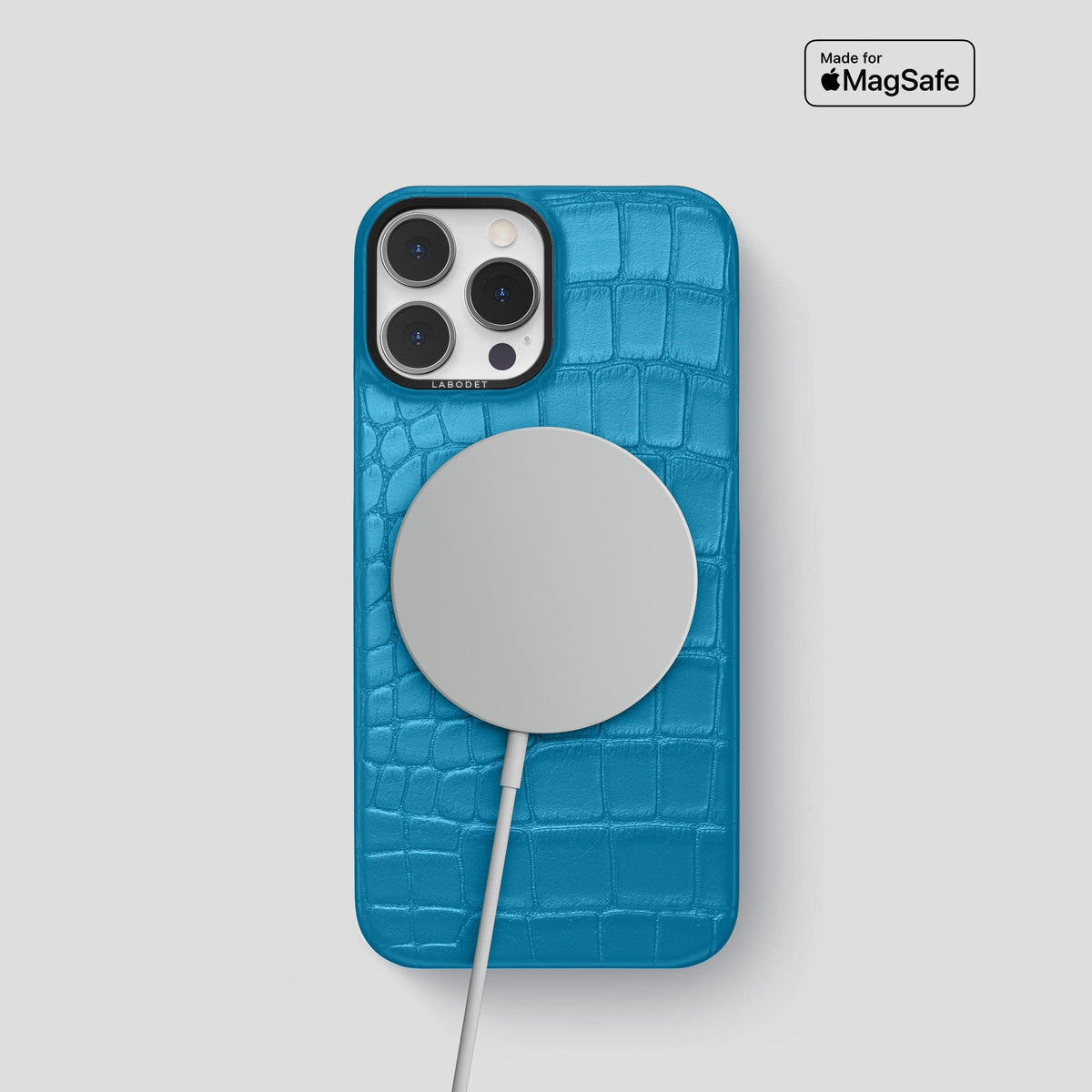 Curaçao-Blue iPhone 14 Pro Classic Case Alligator with Black Metal -4 | Curaçao-Blue-Black