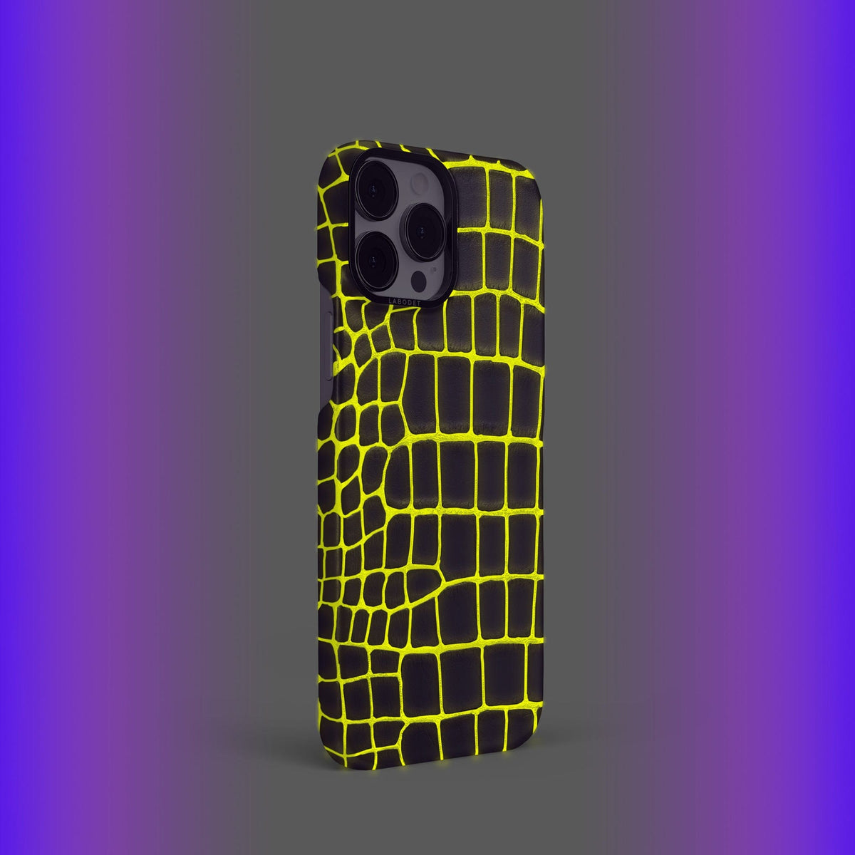 Neon-Yellow iPhone 14 Pro Classic Case Luminescent Alligator with Black Metal -4 | Neon-Yellow-Black