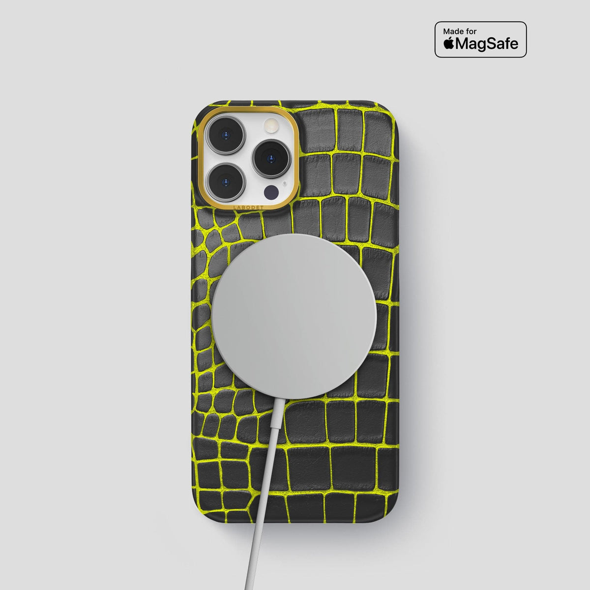 Neon-Yellow iPhone 14 Pro Classic Case Luminescent Alligator with Gold Metal -6 | Neon-Yellow-Gold
