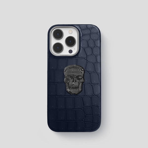 Classic Case with Carbon Skull For iPhone 14 Pro In Porosus Crocodile
