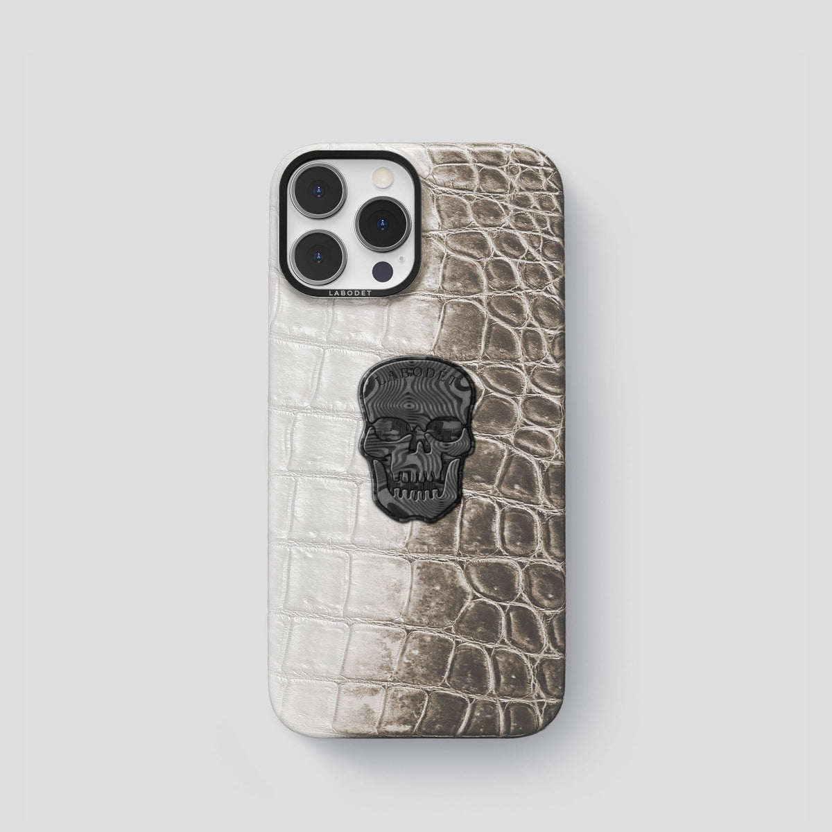 Dark iPhone 14 Pro Himalaya Classic Case with Black Metal -1 | Dark-Black