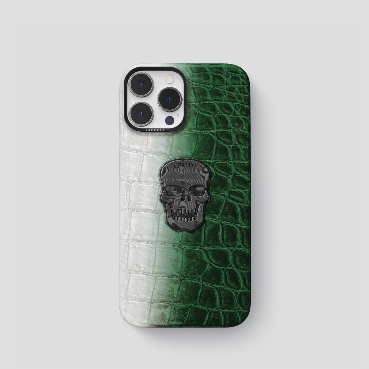 Green iPhone 14 Pro Himalaya Classic Case with Black Metal -1 | Green-Black