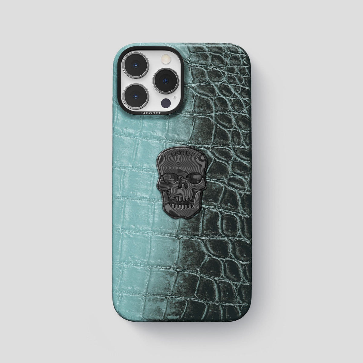 Light-Mint iPhone 14 Pro Max Himalaya Classic Case with Black Metal -1 | Light-Mint-Black