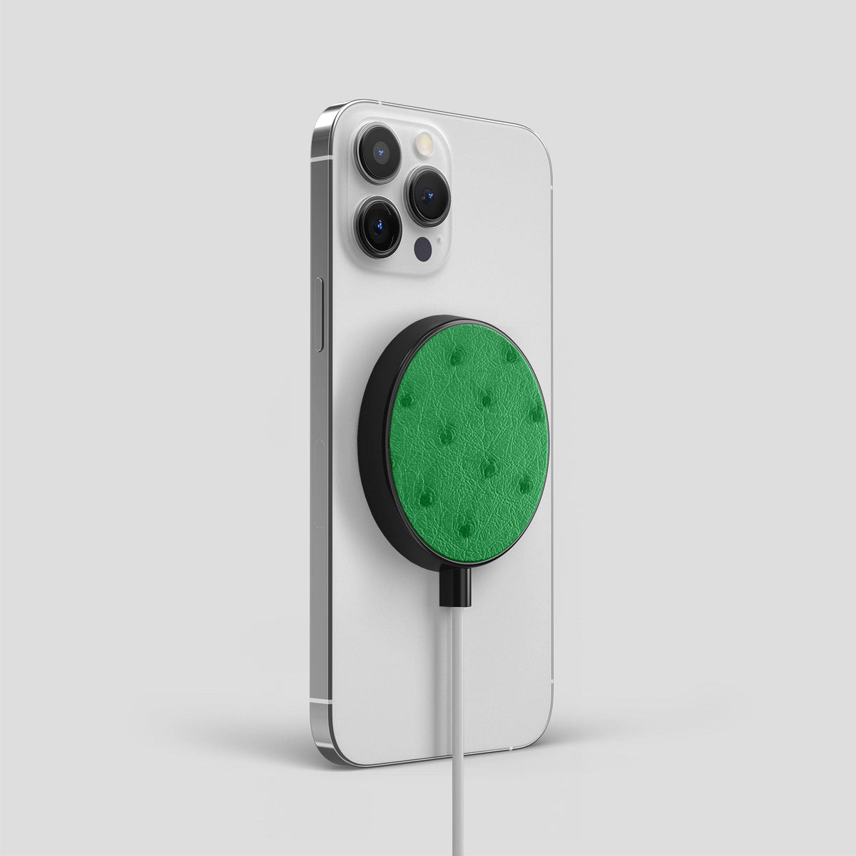 Kentucky Green MagSafe Charger Ostrich -1 | Kentucky-Green