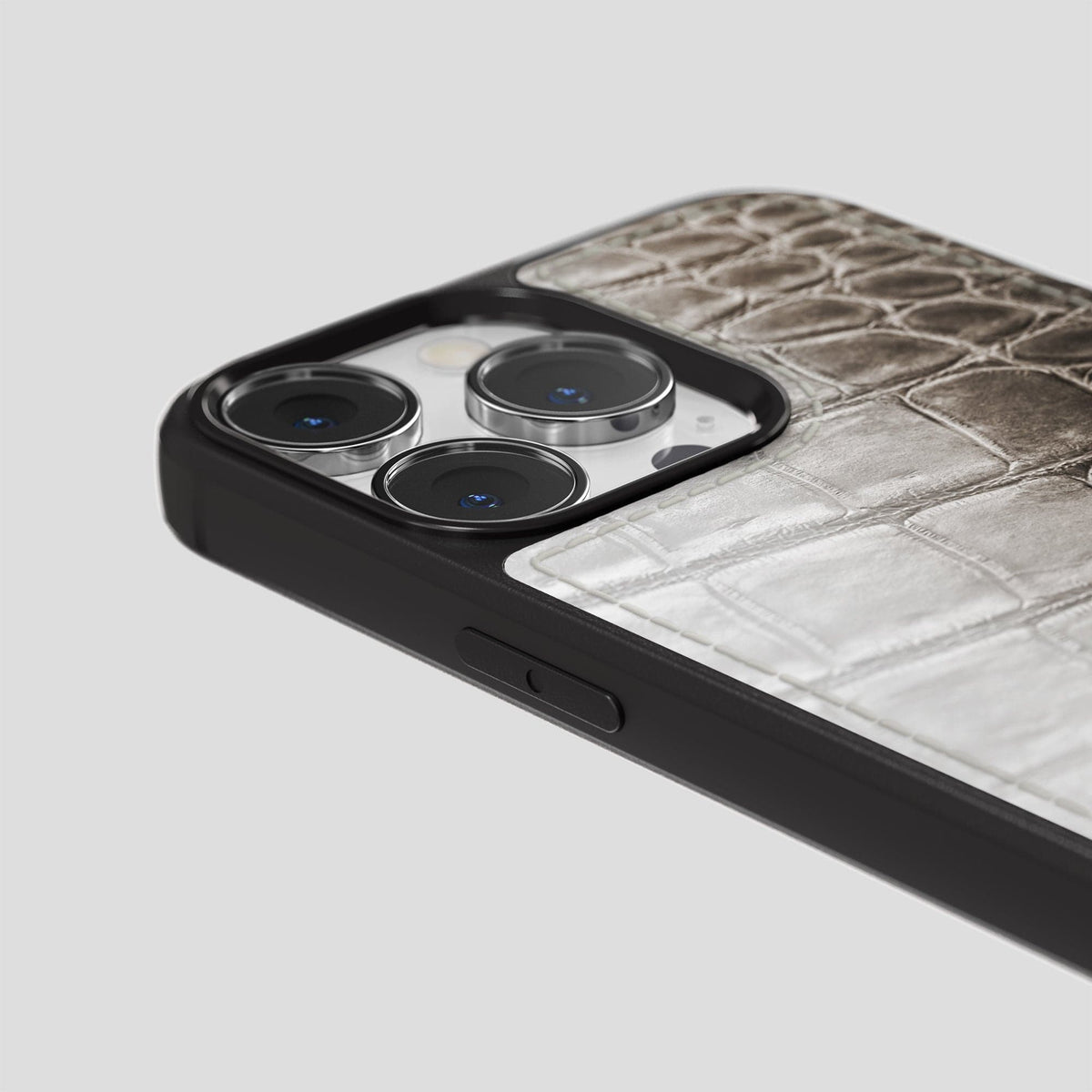 Dark iPhone 14 Pro Himalaya Sport -6 | Dark