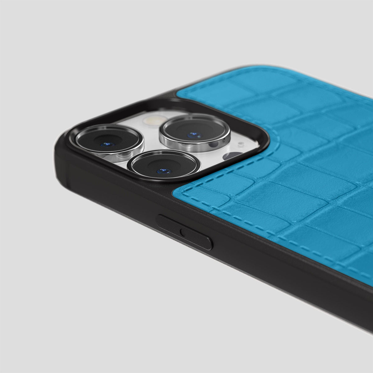 Curaçao-Blue iPhone 14 Pro Max Sport Case Alligator -6 | Curaçao-Blue